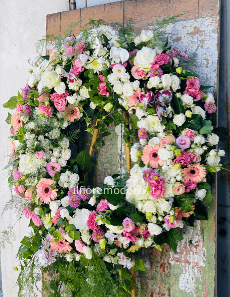 Corona funebre tonalità rosa